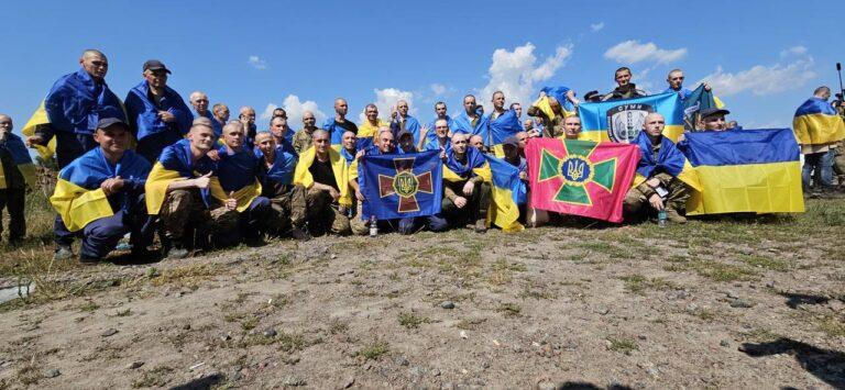 З російського полону повернули 95 військових, зокрема тих, хто воював на Запорізькому напрямку