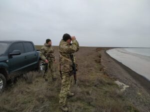 Госпогранслужба ищет пропавших в Азовском море рыбаков