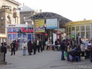 В Запорожье закрываются все без исключения рынки