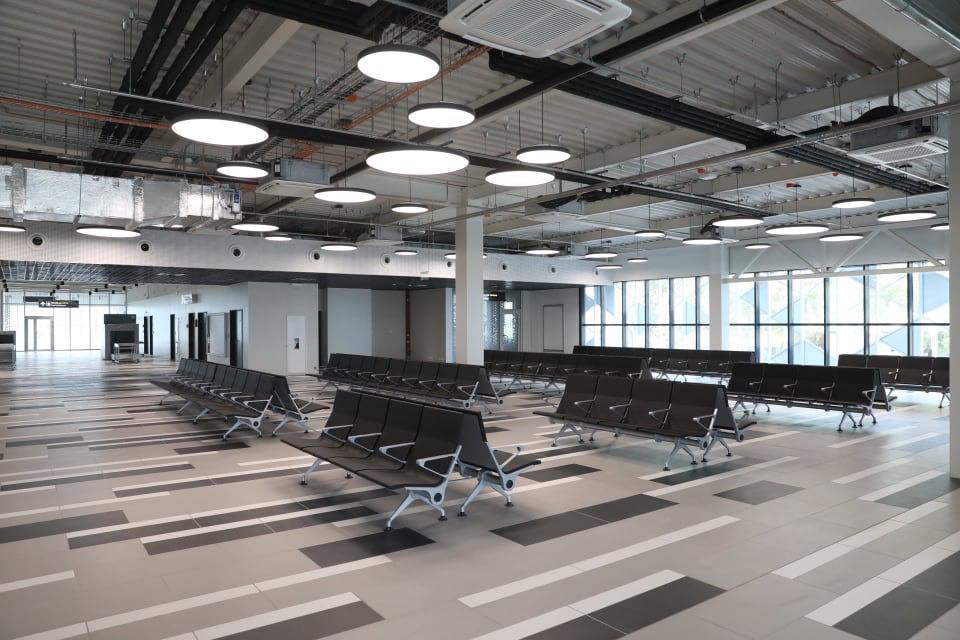 aeroport Zaporozh'ye novyy terminal OZH