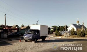 Под Запорожьем нетрезвый водитель сбил женщину: пострадавшую госпитализировали