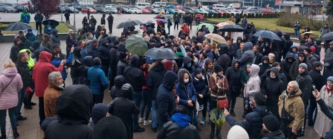 Митинг "антивакцинаторов" в Запорожье закончилась травмой