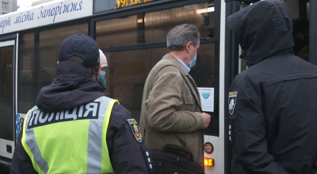 Проверки общественного транспорта в Запорожье проводят регулярно