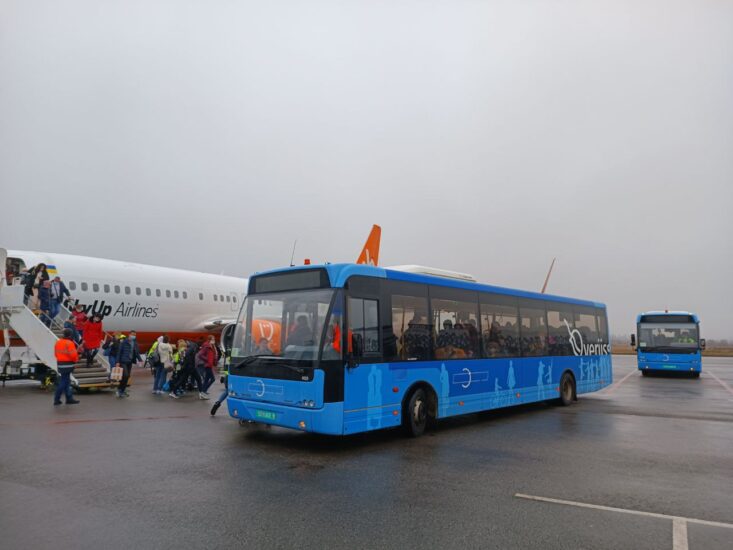 Автобусы в аэропорту Запорожья будут подвозить к самолётам