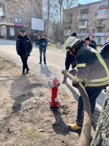 По Запорожью установили пожарные гидранты (ФОТО)