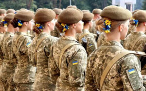 У Запоріжжі виїзд за межі України обмежений для жінок: подробиці