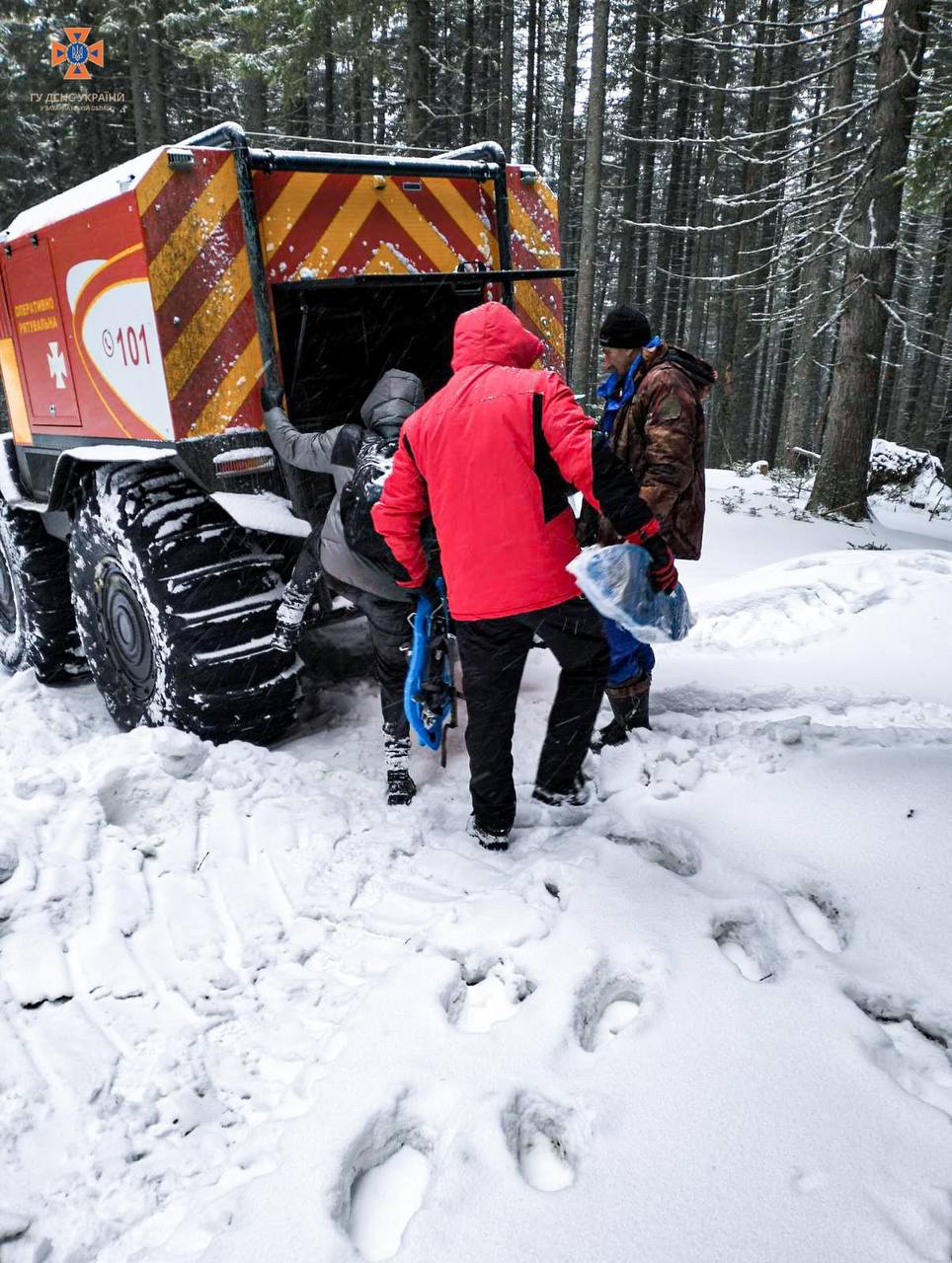 Запорізькі туристи заблукали на Говерлі