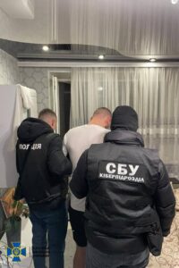 В Запорожье разоблачили “турфирму”, которая помогала уклонистам выезжать за границу