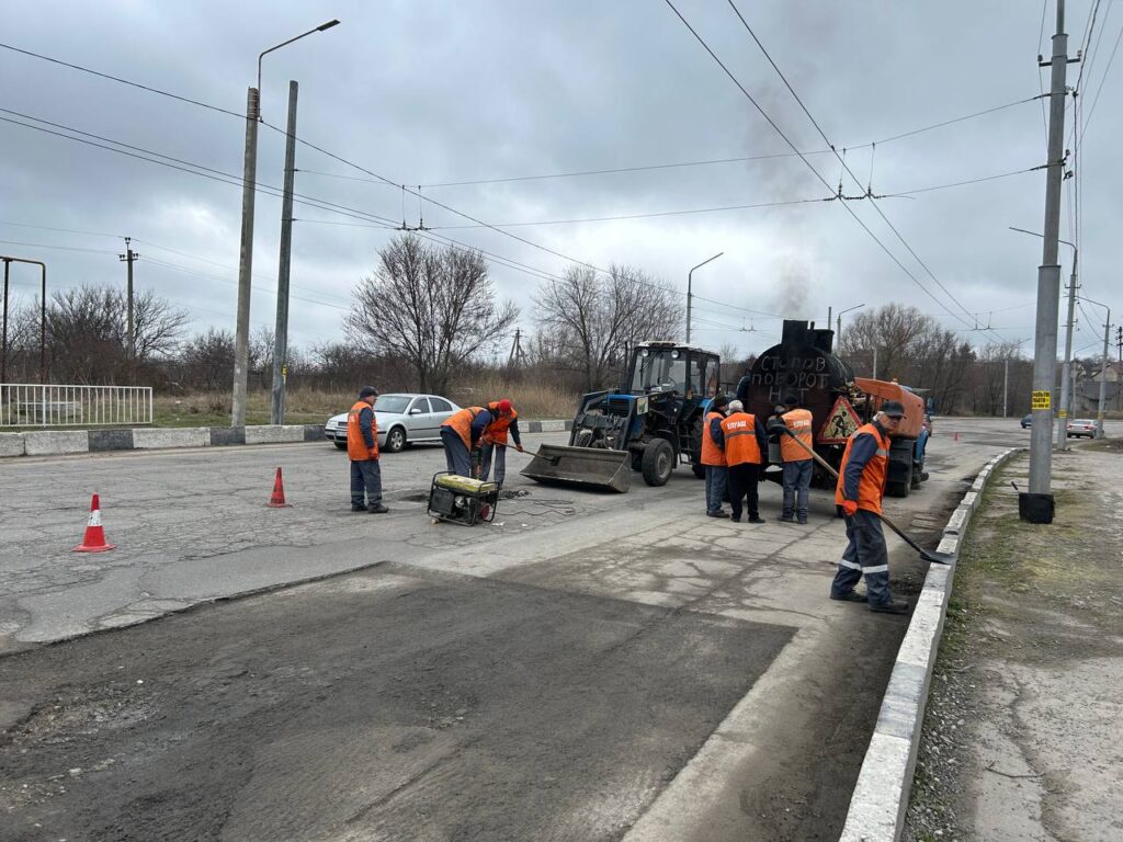 У Запоріжжі розпочався ремонт аварійних доріг