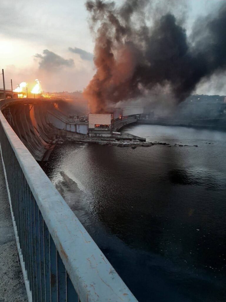 Пошкодження Дніпровської ГЕС значно погіршило виробництво електроенергії, - ISW