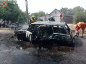 У Запоріжжі вщент згорів автомобіль (Фото)