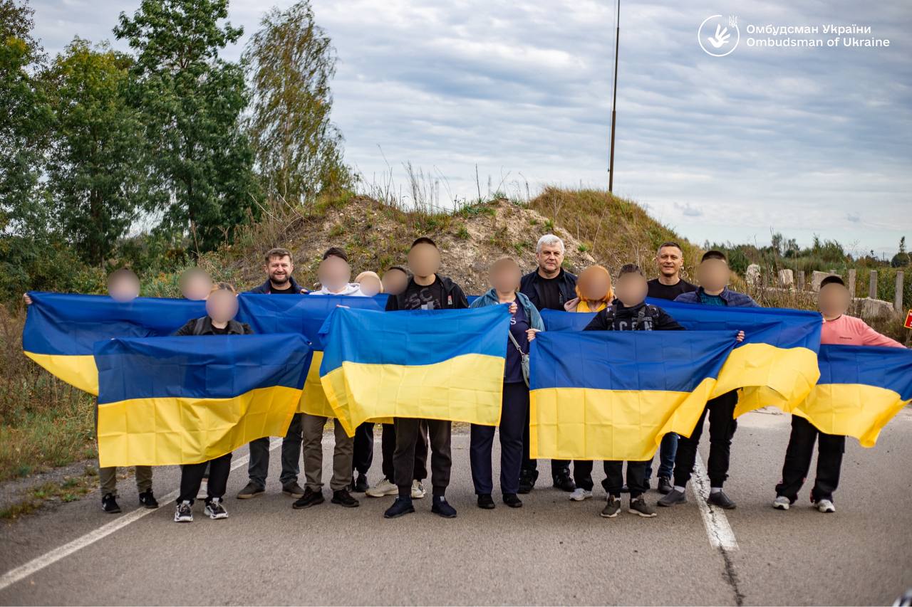 Дітей з окупованої Запорізької області повернули до України, - Омбудсман