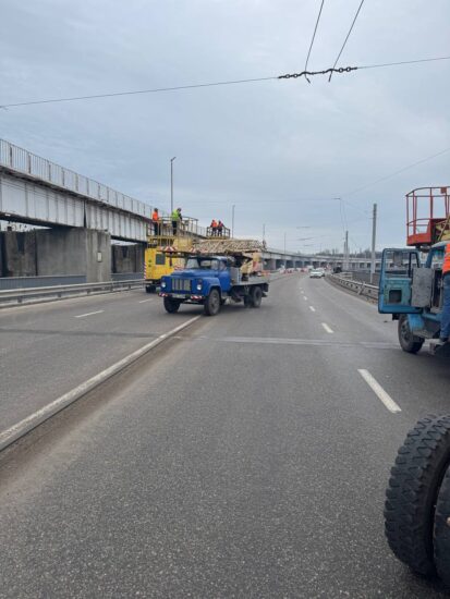 Відновлення контактної мережі.