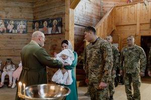 На Хортице окрестили сына пограничника (ФОТО)