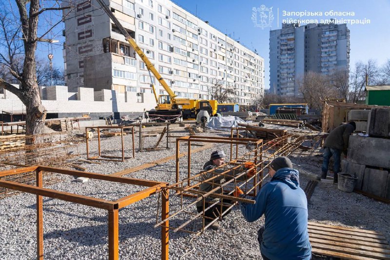 У Запоріжжі тривають роботи з капітального ремонту будинків на вулицях 2-А та 2-Б