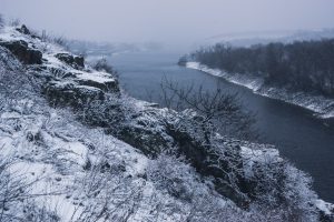 Запорізькі фотографи показали, як виглядає засніжене місто та Хортиця (ФОТО)