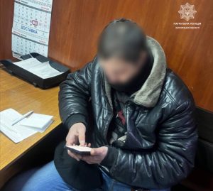 У Запоріжжі затримали нетверезого порушника комендантської години: деталі